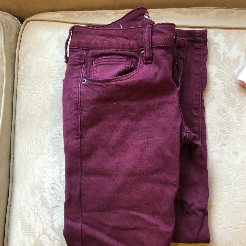 Maroon cropped jeans